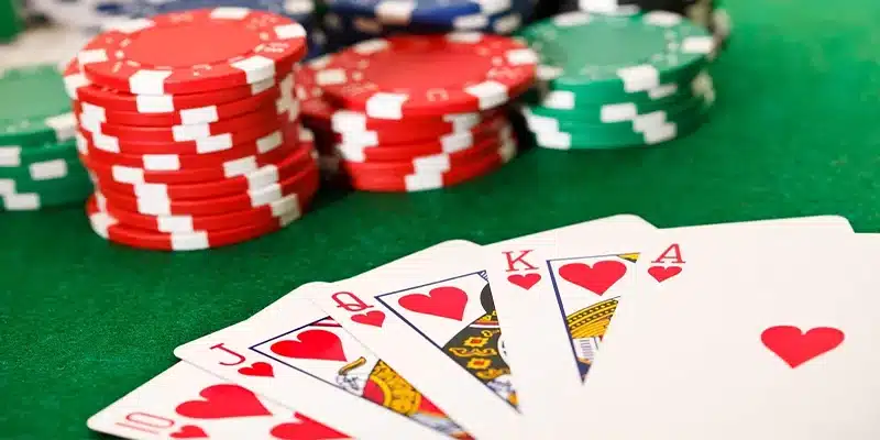 Tại sao nên chơi poker hitclub